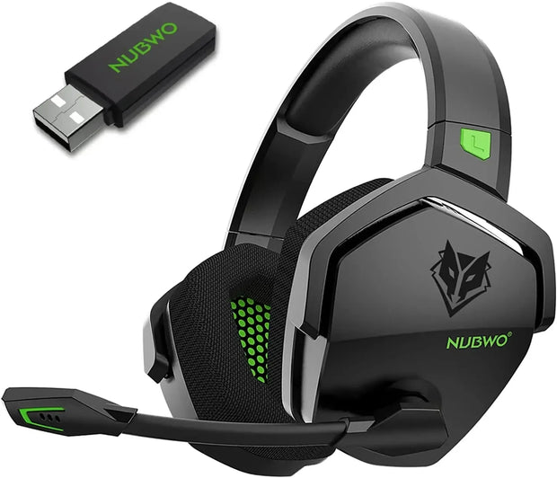 Powerful Wireless Gaming Headset with Low Latency for Immersive Play