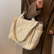Amazing Large Capacity Diaper Bag Zipper Keeps Essentials